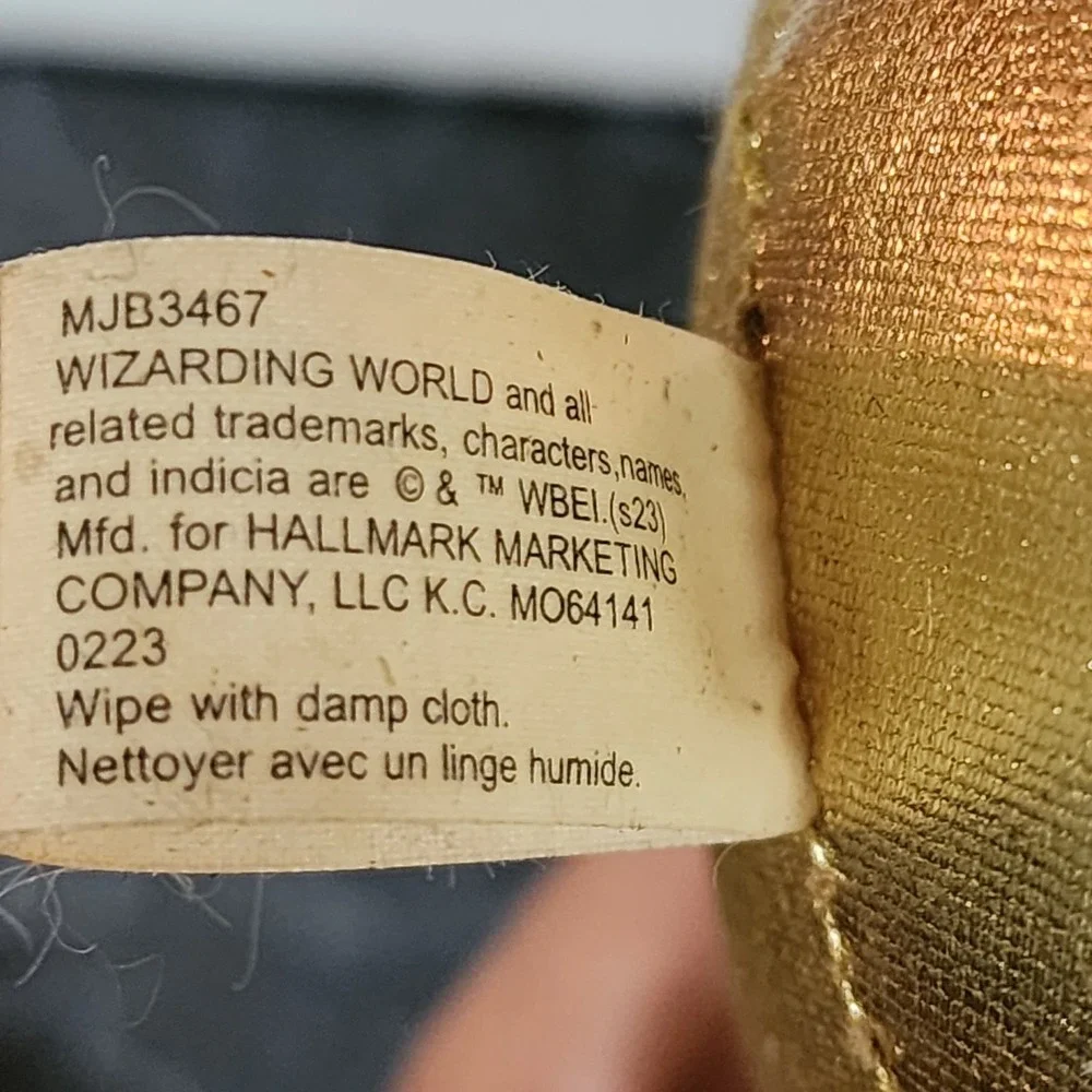 Rare Hallmark Harry Potter Golden Snitch Plush Quidditch Apx 9